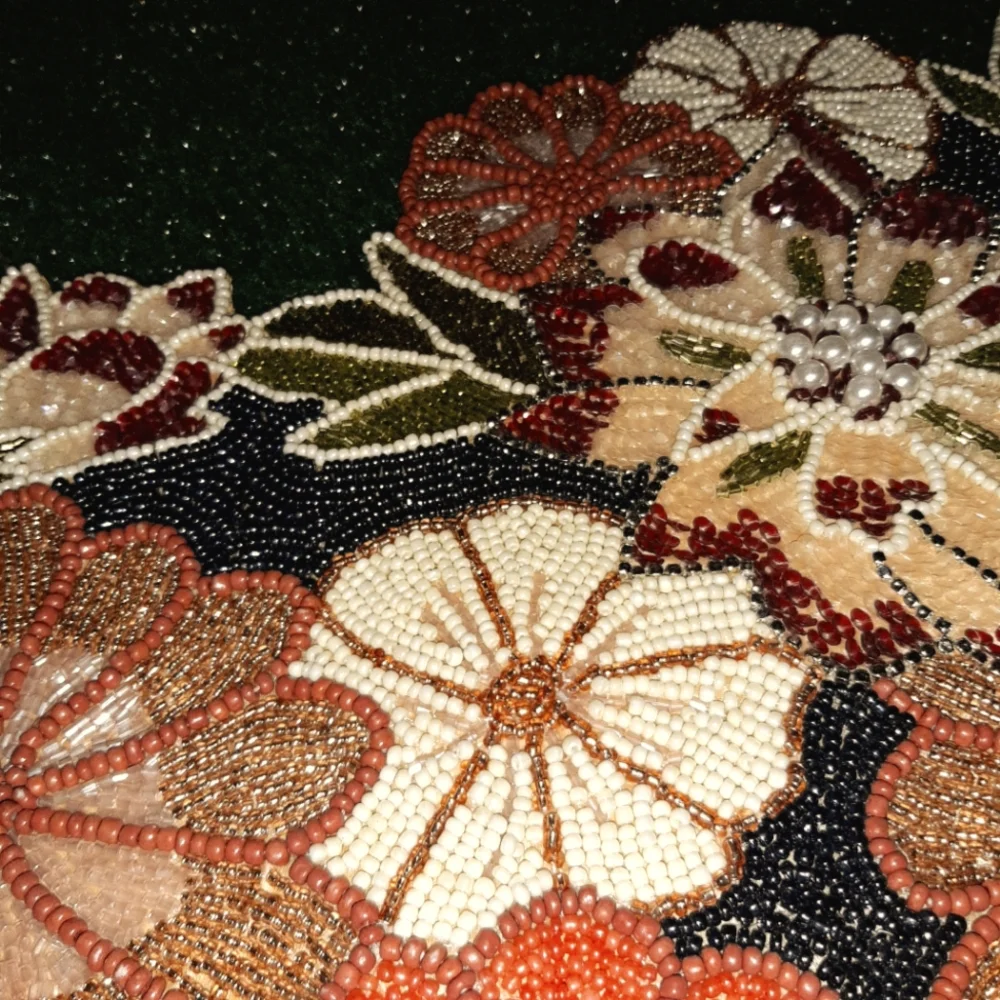 3' HEAVILY BEADED TABLE RUNNER PIER 1 EMBELLISHED TABLE RUNNER